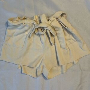 Women's Cream Paperbag Tie-Waist Shorts - SIZE SMALL